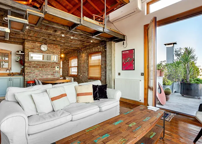 Alaattin Стамбул